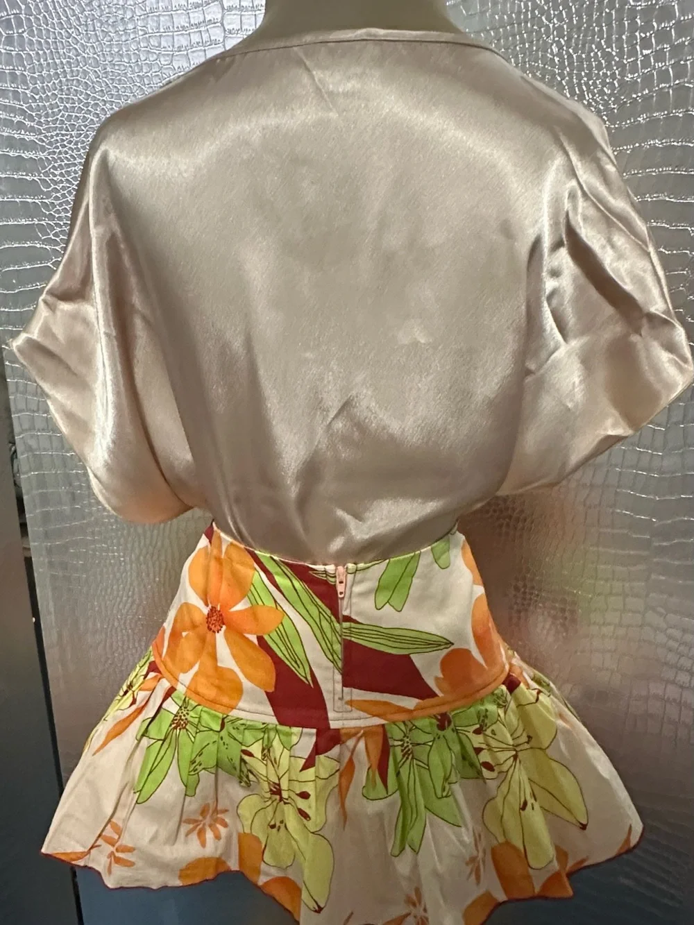 Aziz High-Waist Floral Tiered Pleated Mini Skirt in Orange, Green & Cream